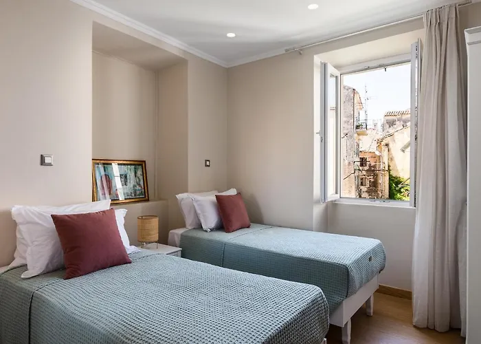 Fotiadis Family Luxury Suites By Konnect