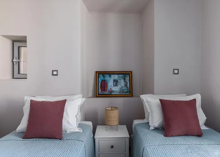Fotiadis Family Luxury Suites By Konnect